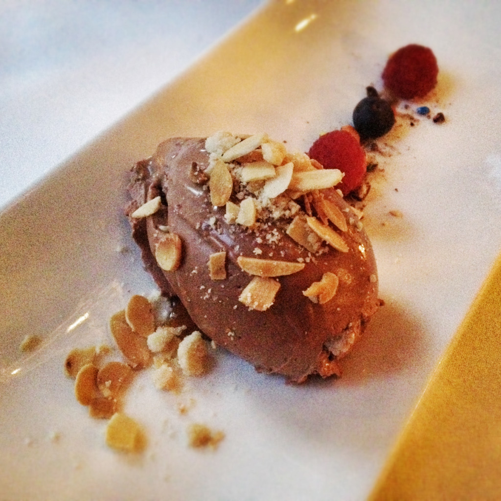 Quantus - Chiswickish - Chiswick - Cremoso mascarpone, chocolate and M&M, almond crumble, amaretto & espresso syrup