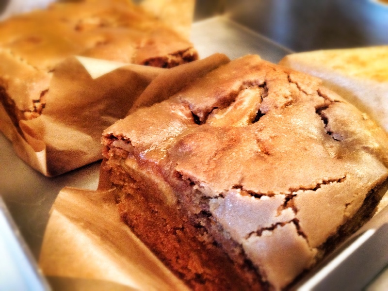 Caramel Apple Cake